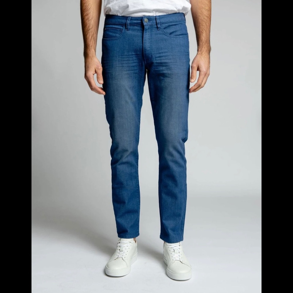 Taylrd slim fit jeans. Worn once 31 x 32